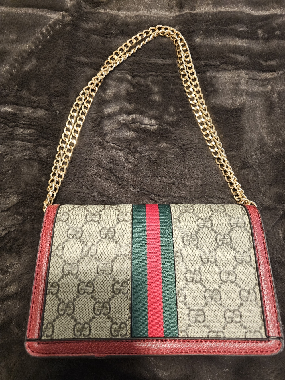 Beige Shoulder Bag with Red Trim and Green-Red Web - Picture 2 of 5